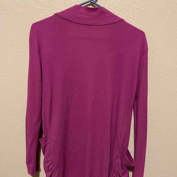 Cardigan - Picture 2 of 4